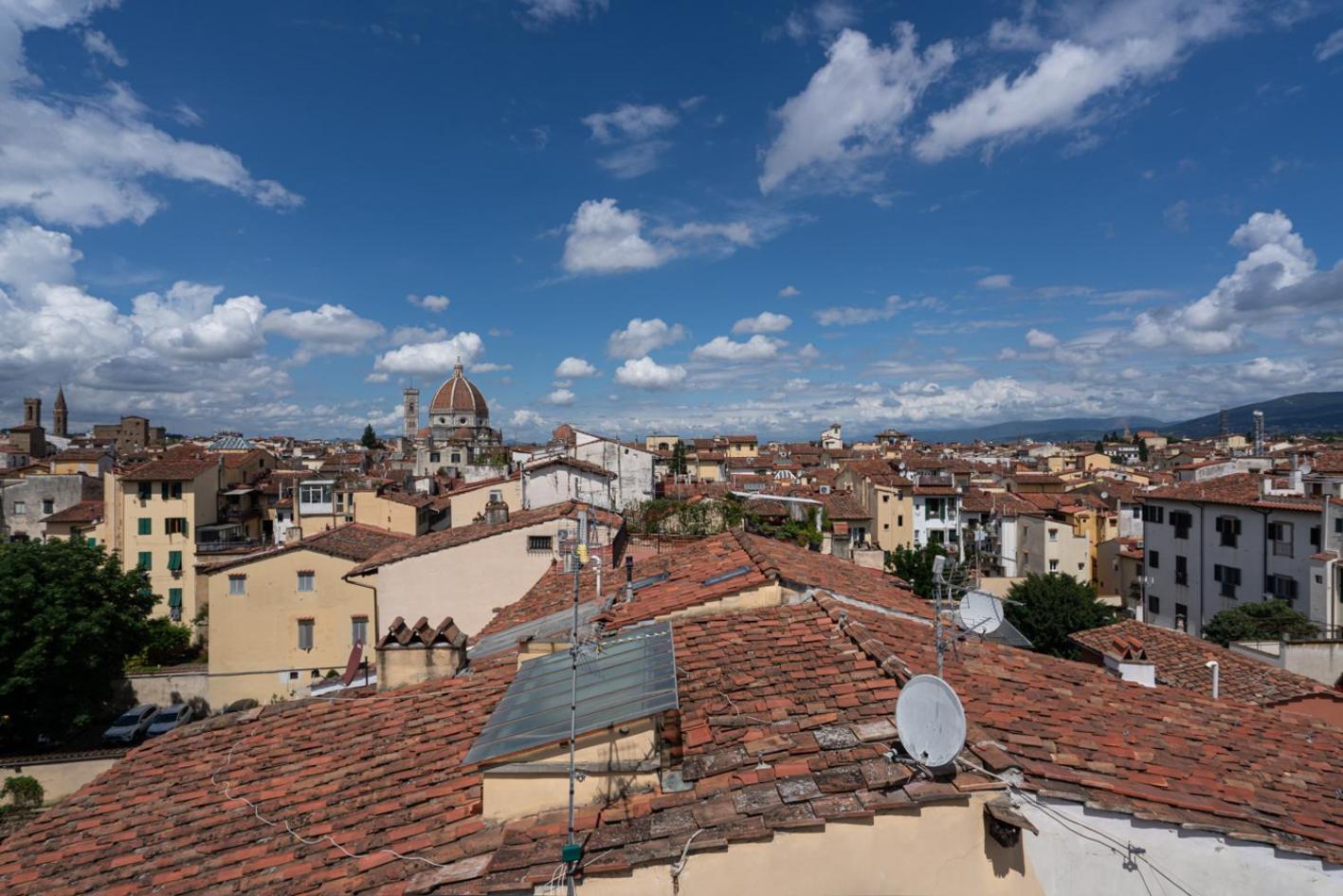 Puccini With Terrace Florencia
